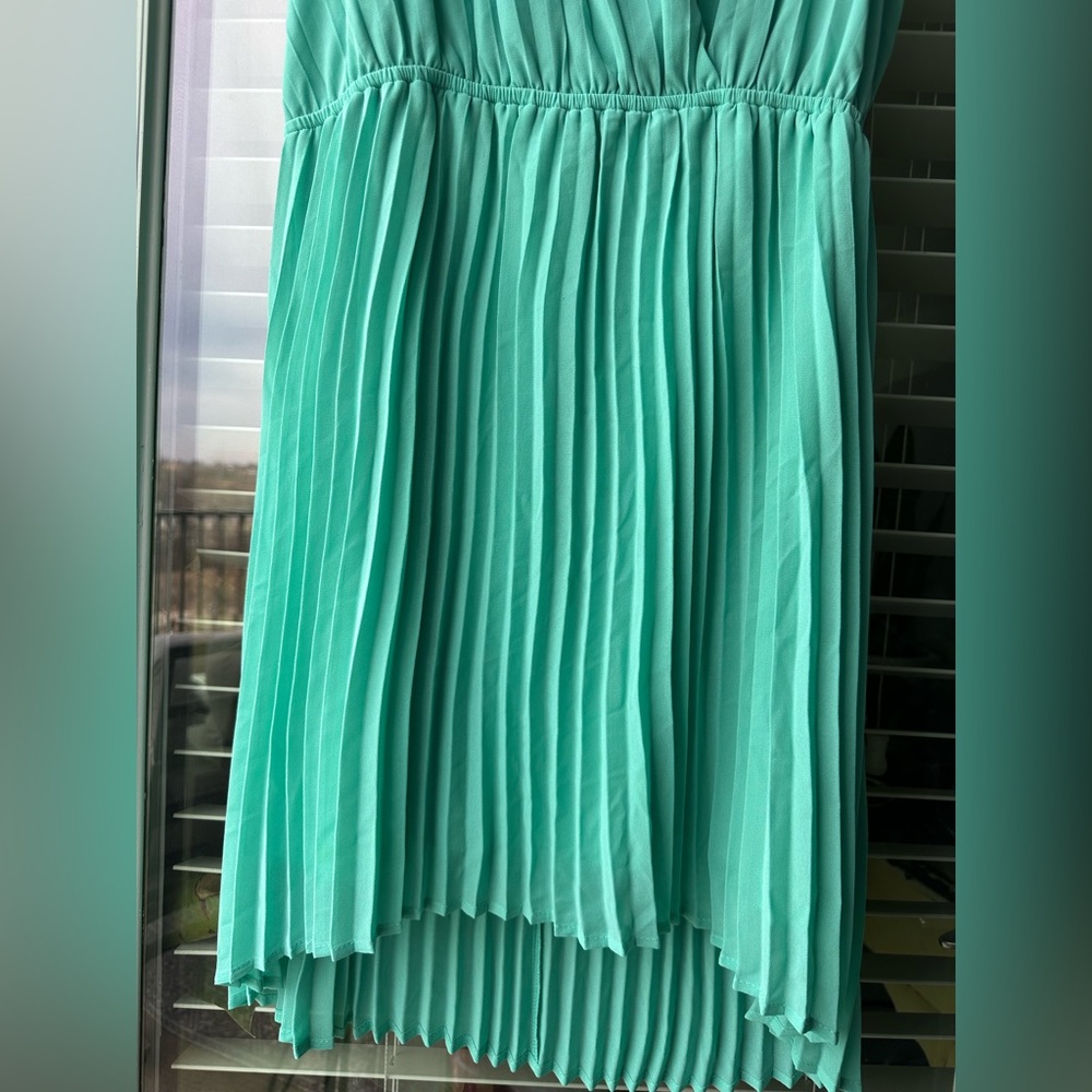 Forever 21 Mint Green Pleated Dress - Picture 4 of 6